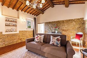 Peccioli Villa With Pool Ac And Privacy