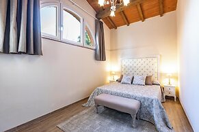 Peccioli Villa With Pool Ac And Privacy