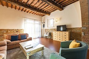 Peccioli Villa With Pool Ac And Privacy