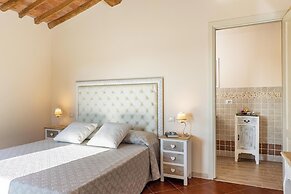 Peccioli Villa With Pool Ac And Privacy