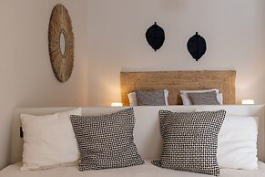 Noe Rooms In Center Of Tinos