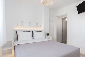 Noe Rooms In Center Of Tinos