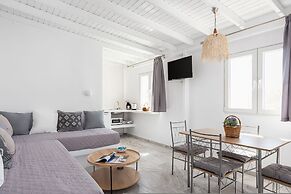 Noe Rooms In Center Of Tinos