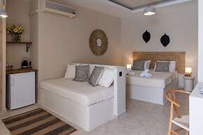 Noe Rooms In Center Of Tinos