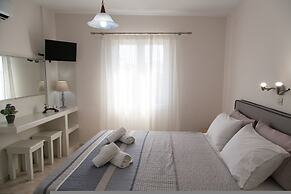 Noe Rooms In Center Of Tinos