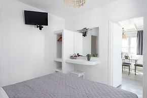 Noe Rooms In Center Of Tinos