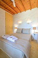 Sea-aura House in Tinos