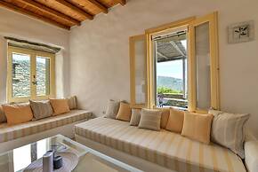 Sea-aura House in Tinos