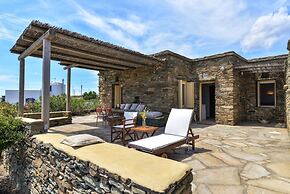 Sea-aura House in Tinos