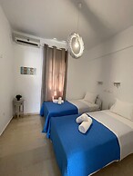 Zen Beach House in Tinos 2