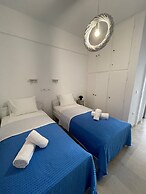 Zen Beach House in Tinos 2