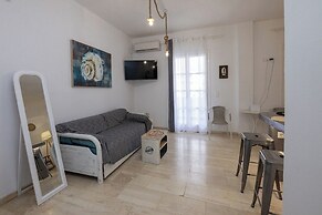 Zen Beach House in Tinos 2