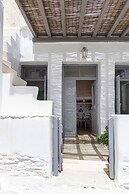 Village Aura in Tinos