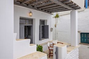 Village Aura in Tinos