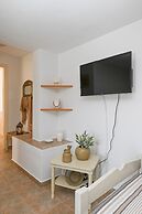 La Luna in Agia Barbara Tinos