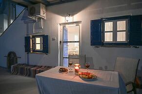 La Luna in Agia Barbara Tinos