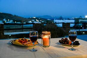 La Luna in Agia Barbara Tinos