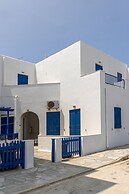 Zen Beach House in Tinos 1