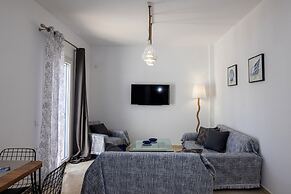 Zen Beach House in Tinos 1