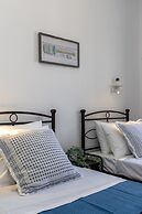 Zen Beach House in Tinos 1