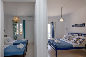 Zen Beach House in Tinos 1