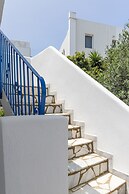 Zen Beach House in Tinos 1