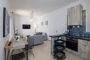 Zen Beach House in Tinos 1