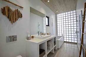 Magic Cave Villa in Tinos