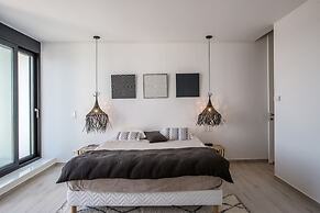 Magic Cave Villa in Tinos