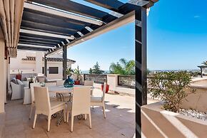 Stylish Apartment With Pool in Marbella - Ref M51