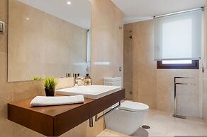 Stylish Apartment With Pool in Marbella - Ref M51