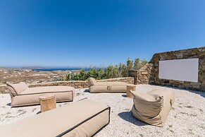 Luxury Villa With Stunning Views Above Kalo Livadi
