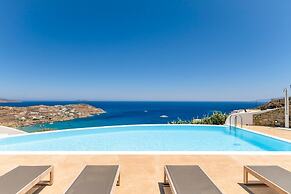 Luxury Villa With Stunning Views Above Kalo Livadi