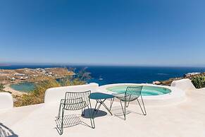 Luxury Villa With Stunning Views Above Kalo Livadi