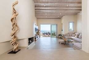 Luxury Villa With Stunning Views Above Kalo Livadi