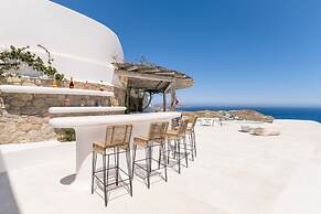 Luxury Villa With Stunning Views Above Kalo Livadi