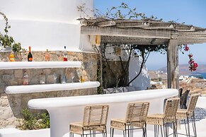 Luxury Villa With Stunning Views Above Kalo Livadi