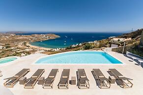 Luxury Villa With Stunning Views Above Kalo Livadi