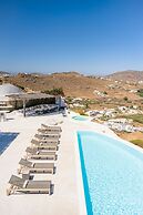 Luxury Villa With Stunning Views Above Kalo Livadi