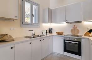 Luxury Villa With Stunning Views Above Kalo Livadi