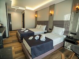 Comfort Point Three Hotel