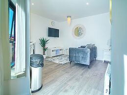 Sheffield City Apartment Retreat