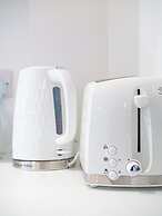 Sheffield City Apartment Retreat