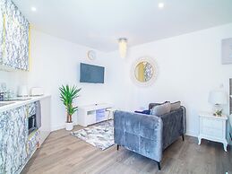Sheffield City Apartment Retreat