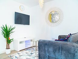 Sheffield City Apartment Retreat