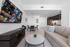 Exclusive 48th Floor Condo in Miami