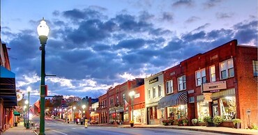 210 Main St