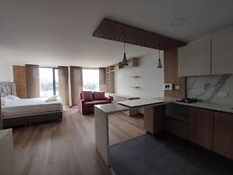 Modelia Living & Parking