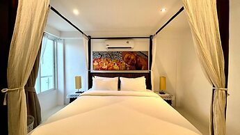 B6 1 Bedroom 1 Bath Partial Seaview at Karon