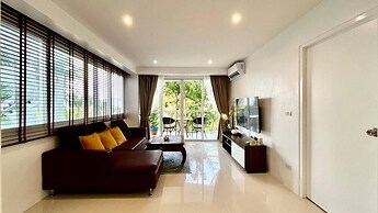 B6 1 Bedroom 1 Bath Partial Seaview at Karon